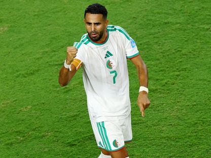 رياض محرز يحتفل بهدفه خلال مباراة الجزائر والنمسا بكأس العالم - 28 يونيو 2026 - Reuters
