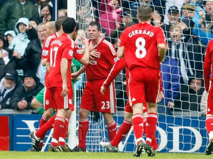 شجار بين جيمي كاراغر وألفارو أربيلوا خلال مباراة بين ليفربول ووست بروميتش ألبيون بالدوري الإنجليزي الممتاز - 17 مايو 2009 - Action Images / Keith Williams Livepic
