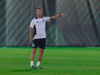 هيرفي رونار خلال تدريب للمنتخب السعودي - 13 أكتوبر 2025 - X/@SaudiNT