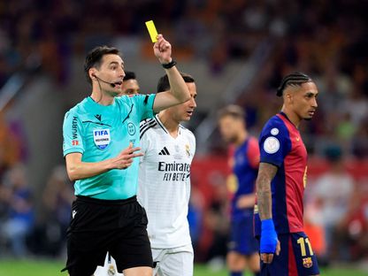 الحكم ريكاردو دي بورغوس من نهائي كأس ملك إسبانيا بين ريال مدريد وبرشلونة - 26 أبريل 2025 - Reuters