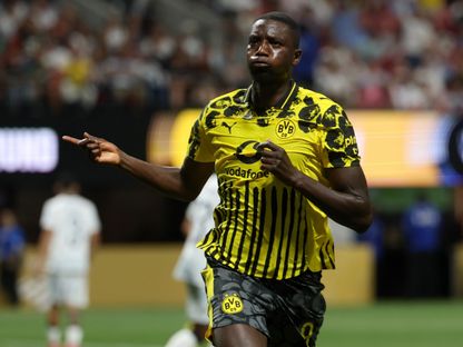 احتفال سيرهو غيراسي مهاجم بوروسيا دورتموند بتسجيل هدف في مرمى مونتيري بكأس العالم للأندية - 2 يوليو 2025 - Reuters