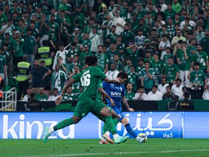 ثيو هيرنانديز أثناء تسجيل هدف الهلال أمام الأهلي في نصف نهائي كأس الملك - 18 مارس 2026 - X/Alhilal_FC