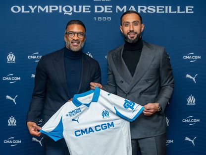 المدير الرياضي لمارسيليا المهدي بنعطية رفقة المدرب الجديد حبيب بييه - 18 فبراير 2026 - X/@OM_Officiel
