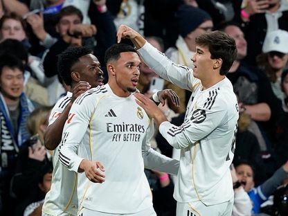 ترينت ألكسندر أرنولد خلال الاحتفال بهدف غونزالو غارسيا في لقاء ريال مدريد وريال سوسيداد بالليغا - 14 فبراير 2026 - Reuters