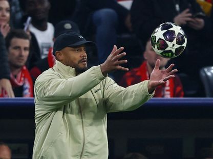 فينسنت كومباني مدرب بايرن ميونيخ خلال مباراة ريال مدريد في دوري أبطال أوروبا - 15 أبريل 2026 - Reuters