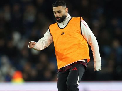 محمد صلاح خلال الإحماء قبل مباراة ليفربول وليدز يونايتد - 6 ديسمبر 2025 - REUTERS