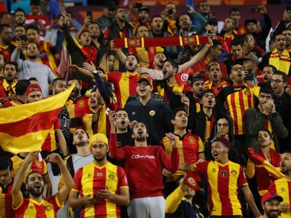 جمهور الترجي خلال مواجهة الزمالك في نهائي كأس السوبر الإفريقي - 14 فبراير 2020 - Reuters