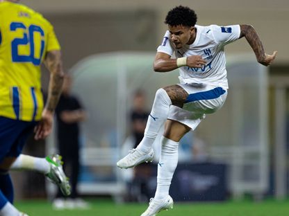 البرازيلي كايو سيزار أثناء تسجيل الهدف الثاني للهلال ضد الغرافة بدوري أبطال آسيا للنخبة - 3 نوفمبر 2025 - X/Alhilal_FC