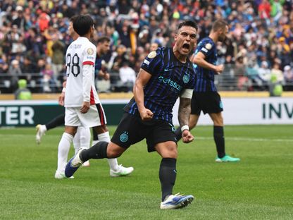 لاوتارو مارتينيز بعد تسجيله هدفاً لإنتر ميلان في مرمى أوراوا ريدز بكأس العالم للأندية - 21 يونيو 2025 - Reuters