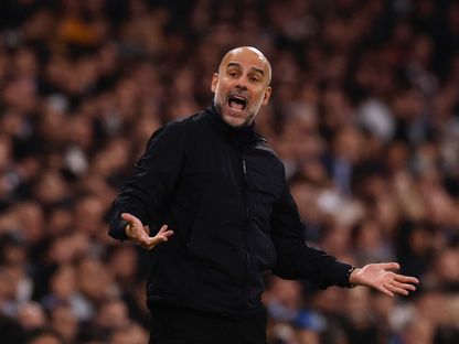 مدرب مانشستر سيتي بيب غوارديولا خلال مواجهة ريال مدريد في دوري أبطال أوروبا على ملعب سانتياغو برنابيو - 10 ديسمبر 2025 - Reuters