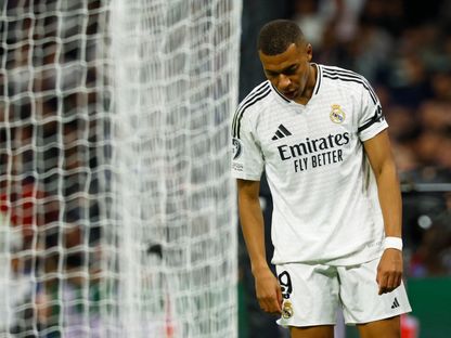 حسرة مبابي خلال المواجهة بين ريال مدريد وميلان في دوري أبطال أوروبا - 5 نوفمبر 2024 - Reuters