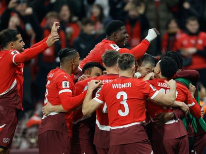 سويسرا تسحق السويد وتقترب من كأس العالم