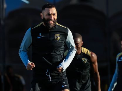 كريم بنزيما نجم الاتحاد في الحصة التدريبية عشية مباراة الأخدود في دوري روشن السعودي - 1 مارس 2025 - X/@ittihad