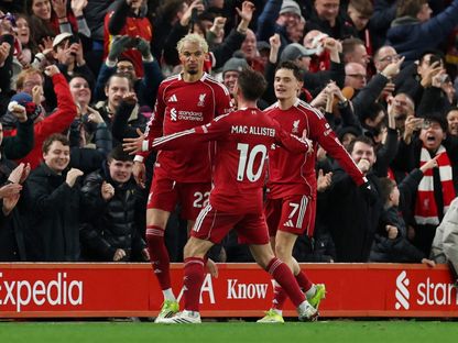 هوغو إيكيتيكي مهاجم ليفربول يحتفل بهدفه الثاني في مرمى نيوكاسل يونايتد في الدوري الإنجليزي - 31 يناير 2026 - Reuters