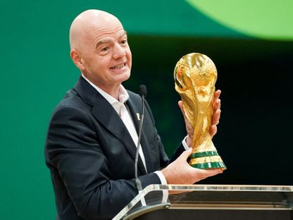 "نكتة رخيصة".. عاصفة ضد إنفانتينو بعد سخريته من إيطاليا خلال كأس العالم
