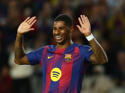 ماركوس راشفورد يحتفل بهدفه في مباراة برشلونة وإلتشي بالدوري الإسباني - 2 نوفمبر 2025 - Reuters