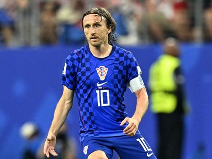 لوكا مودريتش خلال مباراة إنجلترا وكرواتيا بكأس العالم - 17 يونيو 2026 - Reuters