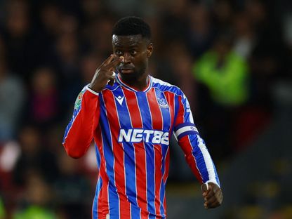 لاعب كريستال بالاس مارك غويهي خلال مباراة ميلوول في الدور الثالث من كأس كاراباو - 16 سبتمبر 2025 - ٌReuters