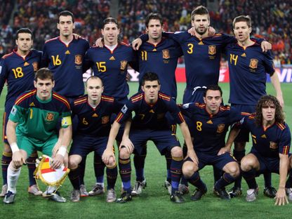 تشكيلة إسبانيا الأساسية في نهائي كأس العالم 2010 أمام هولندا - 11 يوليو 2010 - Reuters