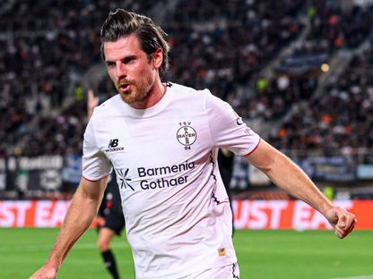 احتفال جوناس هوفمان لاعب باير ليفركوزن بتسجيل هدف في مرمى كريت بالدوري الأوروبي - 22 أكتوبر 2026 - FB/@Bayer 04 Leverkusen