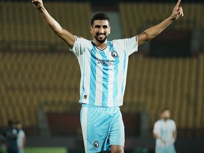 وليد الكرتي لاعب بيراميدز يحتفل بهدفه في مرمى الشرقية إنبي في الدوري المصري - 17 سبتمبر 2026 - X/@epl_eg