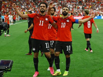 محمد صلاح يحتفل مع مصطفى زيكو بهدفه مع مصر أمام نيوزيلندا بكأس العالم - 21 يونيو 2026 - Reuters