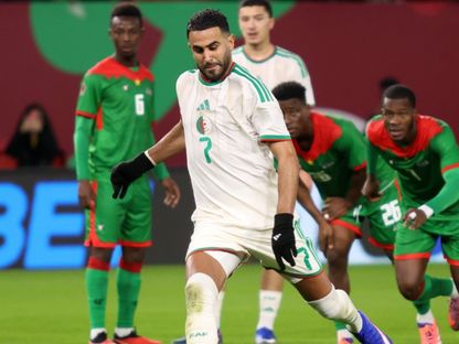 رياض محرز من مباراة الجزائر وبوركينافاسو بكأس أمم إفريقيا - 28 ديسمبر 2025 - FB/Équipe d'Algérie de football