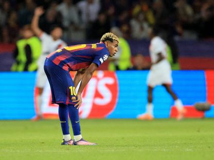 لامين يامال لاعب برشلونة خلال مواجهة باريس سان جيرمان في دوري أبطال أوروبا - 1 أكتوبر 2025 - Reuters