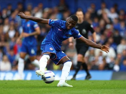 دفعة معنوية.. تشيلسي يقترب من تجديد عقد كايسيدو