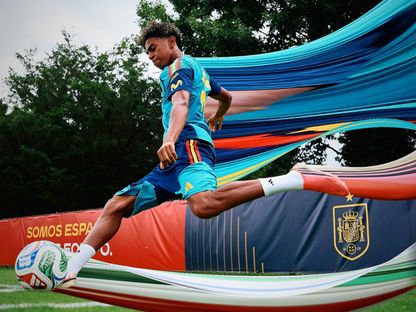 لامين يامال نجم إسبانيا خلال تدريب - 19 يونيو 2026 - X/@SEFutbol