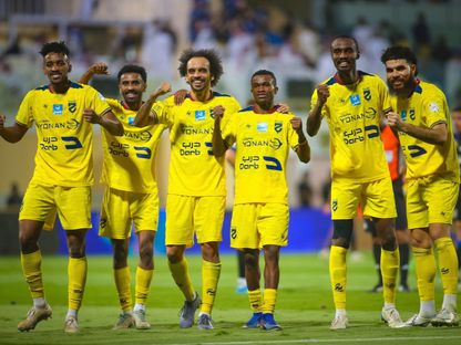 احتفال لاعبي الحزم بتسجيل هدف في مرمى التعاون بالدوري السعودي - 21 مايو 2026 - X/@alhazem_fc