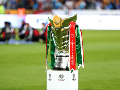 الإمارات تسحب ملف ترشحها لاستضافة كأس آسيا 2031