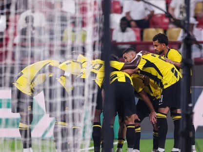 احتفال لاعبي الاتحاد بتسجيل هدف في مرمى الجزيرة الإماراتي بتصفيات دوري أبطال آسيا للنخبة - 11 أغسطس 2026 - X/@ittihad