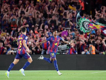 ماركوس راشفورد مهاجم برشلونة يحتفل بتسجيل هدف في الكلاسيكو أمام ريال مدريد ضمن الدوري الإسباني - 10 مايو 2026 - REUTERS