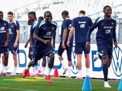 نغولو كانتي في تدريبات المنتخب الفرنسي استعداداً ليورو 2024 - 8 يونيو 2024 - AFP