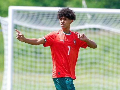 جونيور، نجل كريستيانو رونالدو، خلال مشاركته للمرة الأولى مع منتخب البرتغال تحت 15 عاماً - X@cristiano