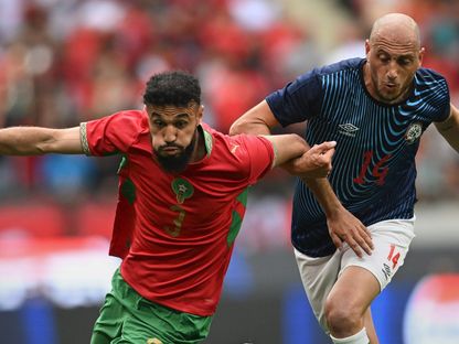 نصير مزراوي لاعب المغرب يقود هجمة أمام مدغشقر في مباراة ودية - 2 يونيو 2026 - X/@EnMaroc