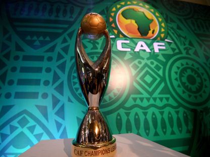 كأس دوري أبطال إفريقيا أثناء زيارته للقاهرة في 28 ديسمبر 2018 - AFP