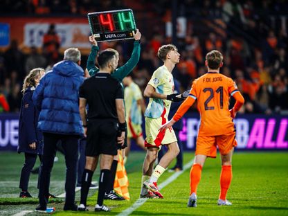 دين هويسن يخوض مباراته الأولى مع إسبانيا أمام هولندا بدوري الأمم الأوروبية - 20 مارس 2025 - x@SEFutbol