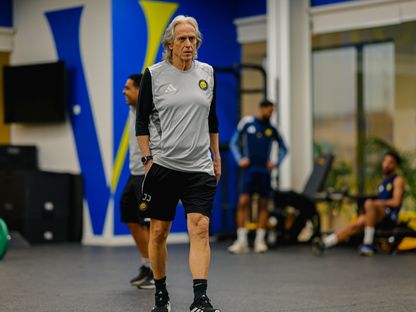 جيسوس مدرب النصر يستعد لقيادة المران - 27 أبريل 2026 - X/@AlNassrFC