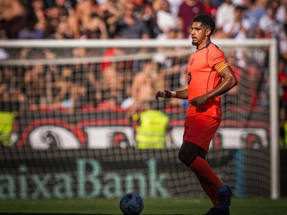 رونالد أراوخو مدافع برشلونة خلال مواجهة إشبيلية بالدوري الإسباني - 5 أكتوبر 2025 - X@FCBarcelona