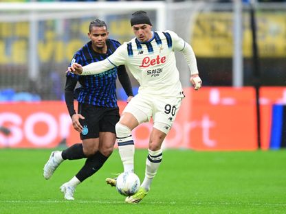 إنتر ميلان يتعثر مجدداً بتعادله مع أتالانتا