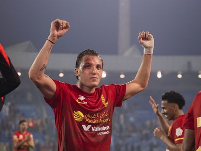 ماتيو ريتيغي "يرغب بالعودة" إلى الدوري الإيطالي ويتواصل مع يوفنتوس