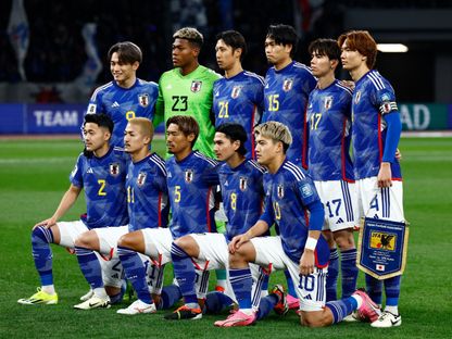 صورة جماعية للاعبي منتخب اليابان قبل مواجهة كوريا الشمالية في التصفيات الآسيوية المؤهلة لكأس العالم وكأس آسيا - 21 مارس 2024 - reuters