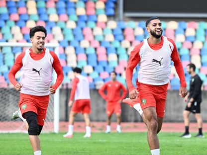 إسماعيل صيباري وإلياس أخوماش في تدريبات المغرب استعداداً لمواجهة ليسوتو في تصفيات أمم إفريقيا 2027 - 27 سبتمبر 2026 - X/@EnMaroc