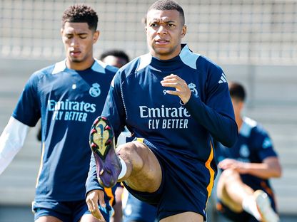 كيليان مبابي وجود بيلينغهام ثنائي ريال مدريد في التدريبات قبل مواجهة ريال مايوركا في الدوري الإسباني - 13 مايو 2025 - Real Madrid FC
