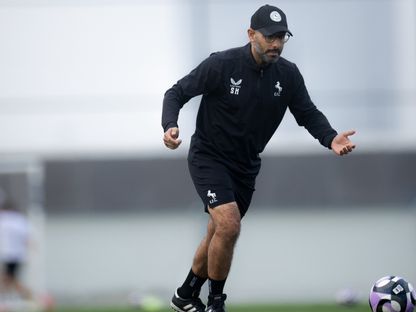 سعد الشهري مدرب الاتفاق في التدريبات - 15 يناير 2026 - X/@Ettifaq