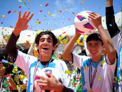 بدعم 16 فريقاً.. 700 مشارك في مشروع الليغا للاجئين بالأردن
