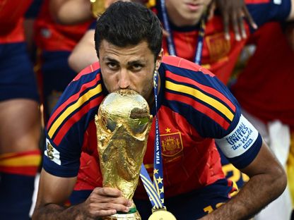 رودري قائد إسبانيا يحتفل بالفوز بكأس العالم - 19 يوليو 2026 - Reuters