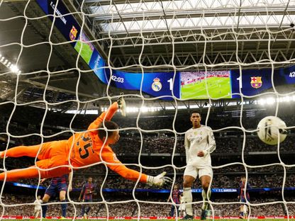 جود بيلينغهام يسجل هدف فوز ريال مدريد ضد برشلونة - 26 أكتوبر 2025 - Reuters